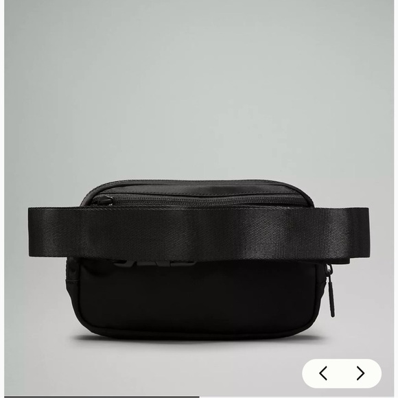 lululemon athletica Black Belt Bag - Picture 6 of 13
